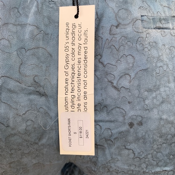 Gypsy Pocket Short- Rain - Picture 5 of 5